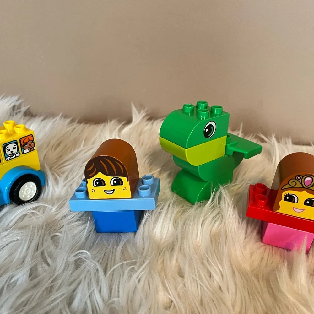 {Lego Duplo} A Fairy Tale Lego Set with Additional Vehicles